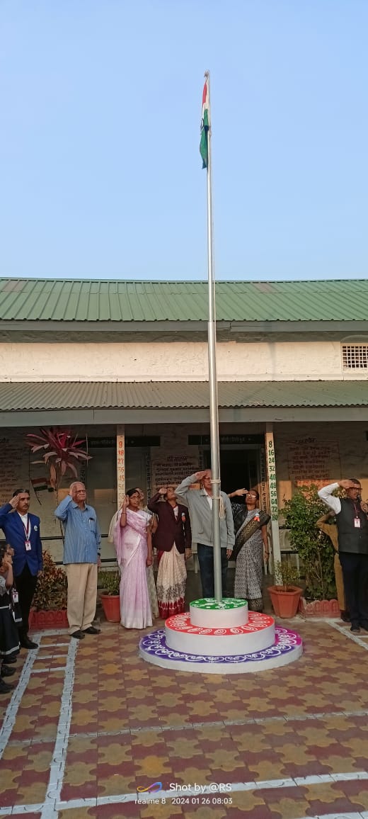मुधोजी प्राथमिक विद्यामंदिरमध्ये 75 वा प्रजासत्ताक दिन उत्साहात साजरा