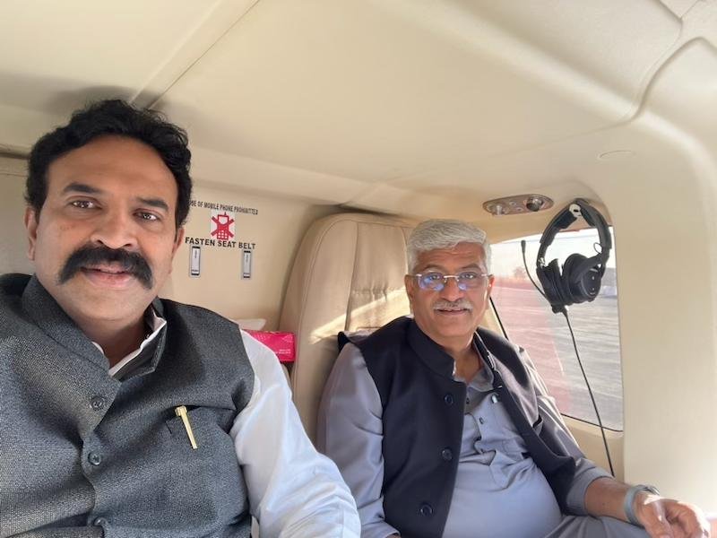 मंत्री गजेंद्रसिंह शेखावत व खा. रणजितसिंह ना. निंबाळकर यांचा हवाई दौरा सुरु 