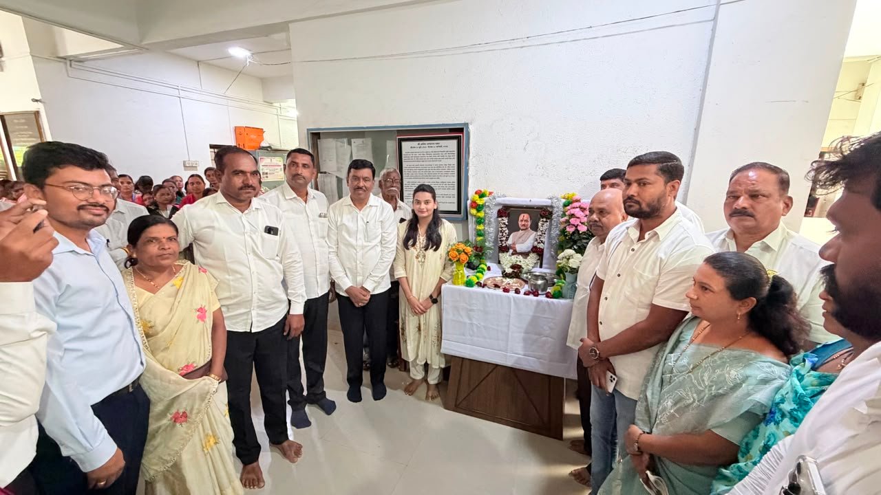 लोकनेते स्व. अजितदादा पवार जयंतीनिमित्त फलटणमध्ये सेवा सप्ताहाची सुरुवात; रक्तदान, अन्नदान, वृक्षारोपणासह विविध समाजोपयोगी उपक्रम