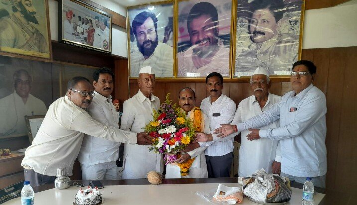 ज्ञानेश्वर तथा डी.के. पवार यांची महानंदाच्या संचालकपदी बिनविरोध निवड 