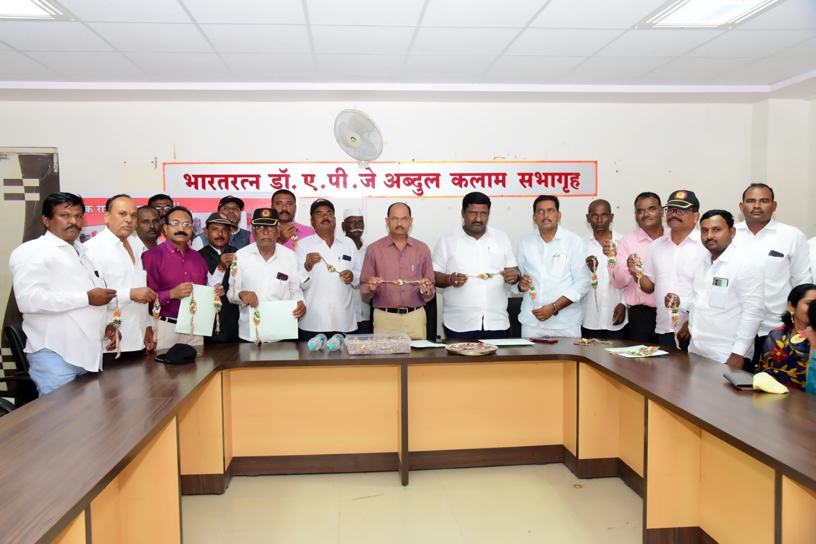 एक राखी सैनिकांसाठी : स्तुत्य उपक्रम 