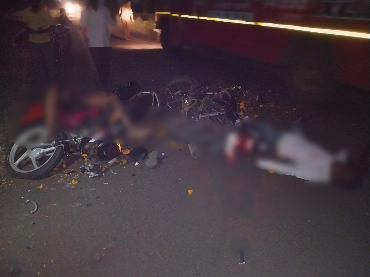 दोन गाड्यांच्या धडकेत एकाचा मृत्यू 