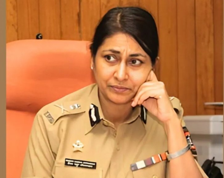 मीरा बोरवणकर यांची महिला आयोग अध्यक्षपदी निवड ? सोशल मीडियावरील वृत्तावर सरकारचं स्पष्टीकरण