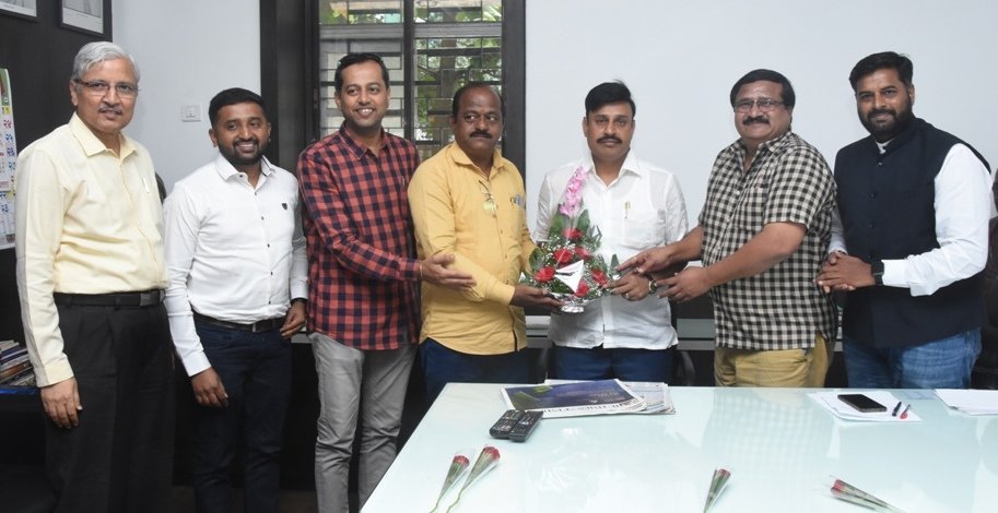 पुणे विभागीय अधिस्वीकृती समितीच्या अध्यक्षपदी हरिष पाटणे यांची बिनविरोध निवड