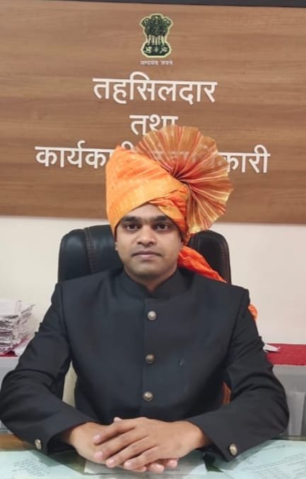 फलटण तालुक्यातील शेतकऱ्यांनी फार्मर आयडी प्राप्त करुन घ्यावे - तहसीलदार डॉ. अभिजित जाधव