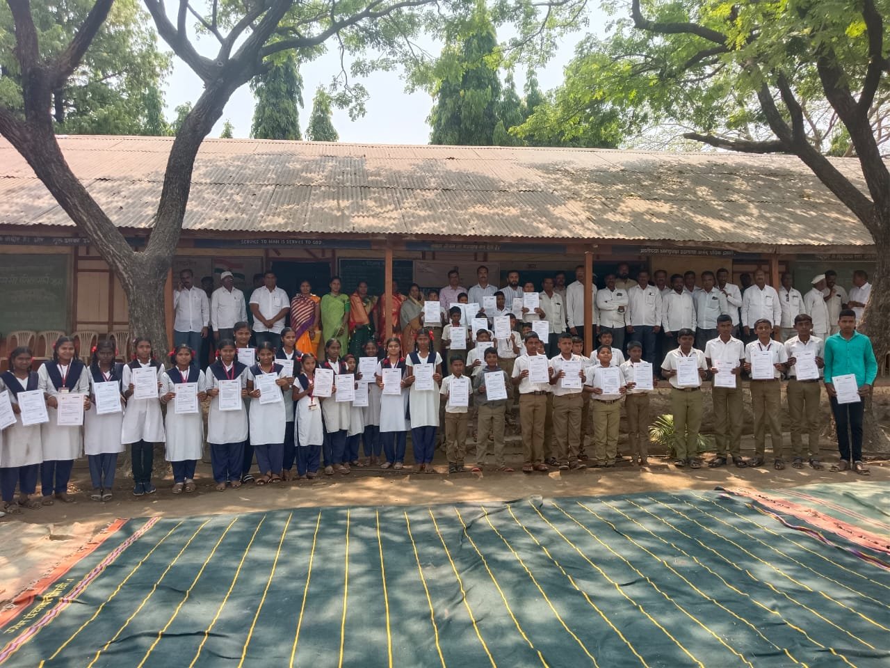 महाराजस्व अभियान 2023 अंतर्गत गिरवी (फलटण ) येथे विविध दाखल्यांचे वाटप