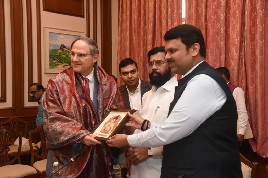 अमेरिकेतील इनग्रॅडीएन्ट कॉर्पोरेशनच्या शिष्टमंडळाने घेतली मुख्यमंत्र्यांची भेट