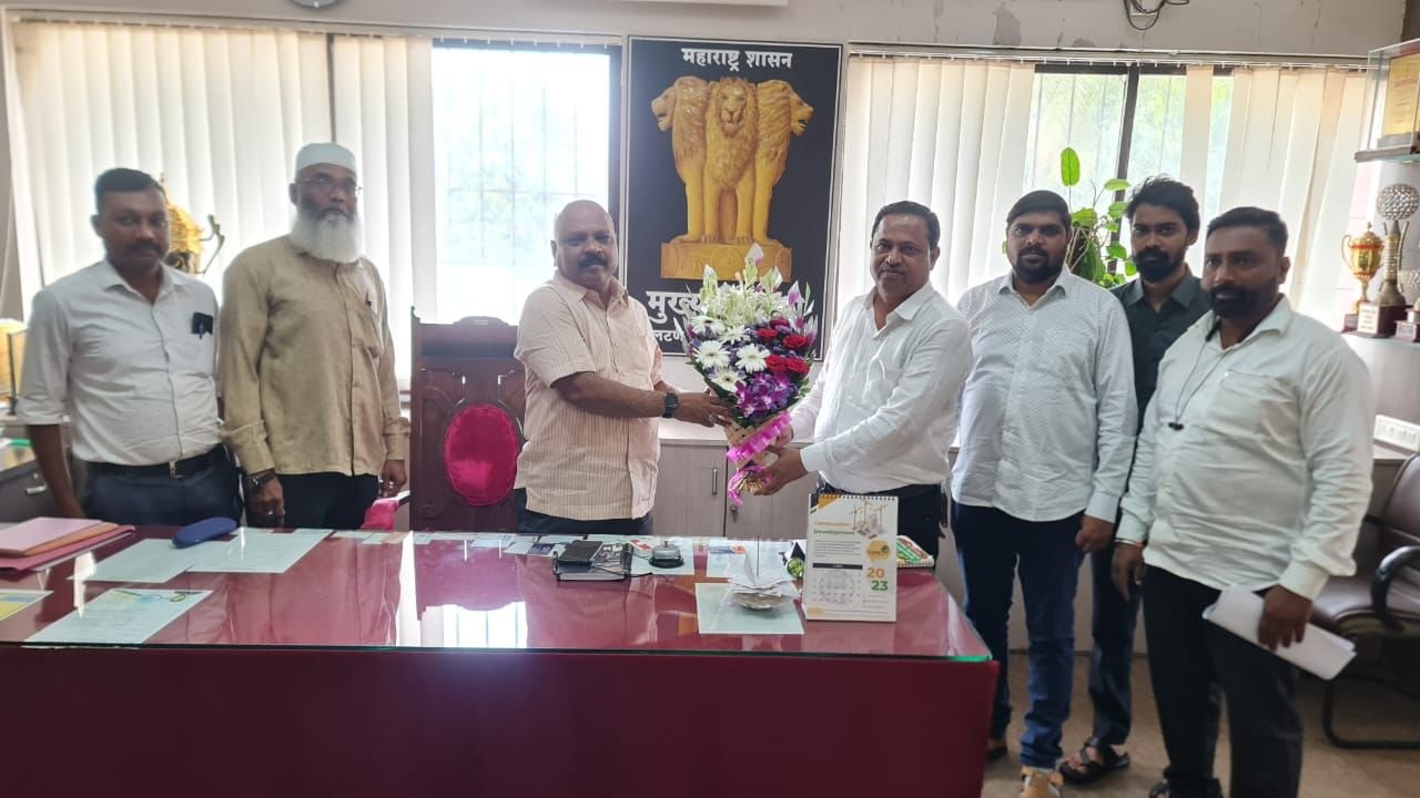 फलटणच्या नगर अभियंतापदी संजय कुंभार यांची पदोन्नती