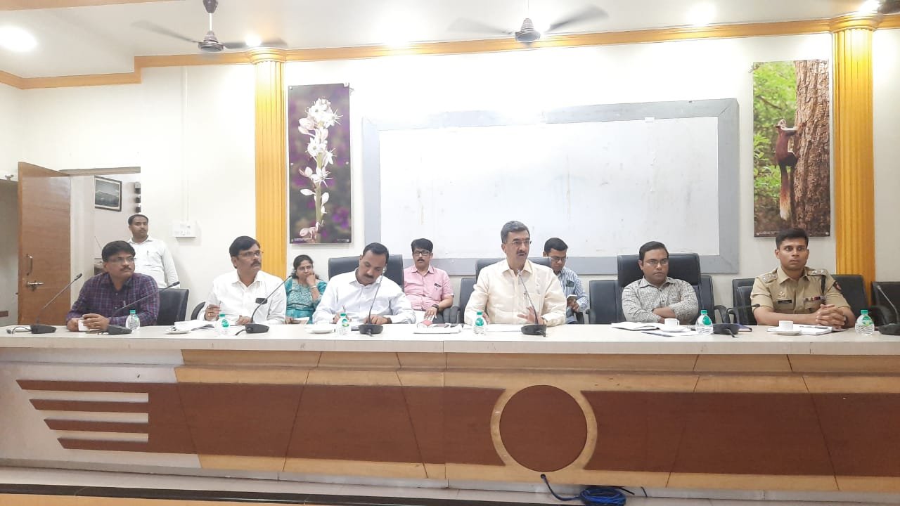 शासन आपल्या दारी अभियानाचा सातारा पॅटर्न राबवा ; सर्व विभागांनी समन्वयाने काम करावे  - पालकमंत्री शंभूराज देसाई