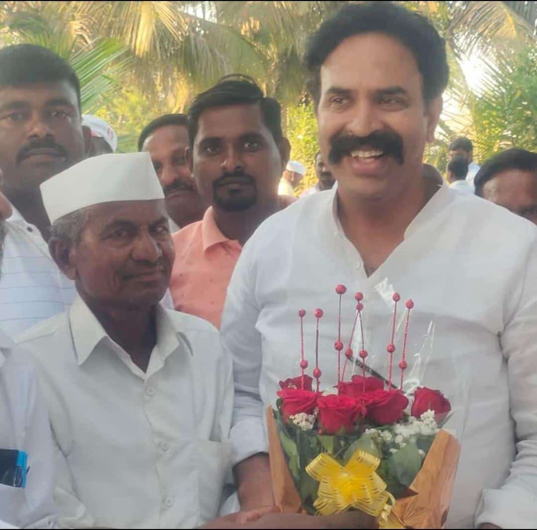 पिंपरदचे गटनेते चंद्रकांत भगत यांचे खा. रणजितसिंह ना. निंबाळकर यांच्या कडून अभिनंदन 