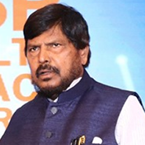 प्रशासनाच्या आवाहनाला मदतीचा ओघ कायम ...