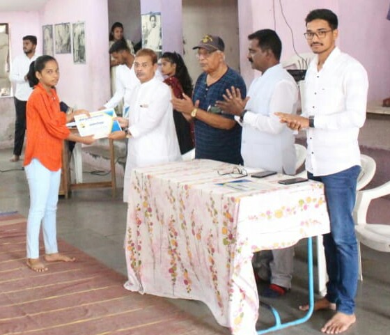 सुरेश वीर यांचे निधन