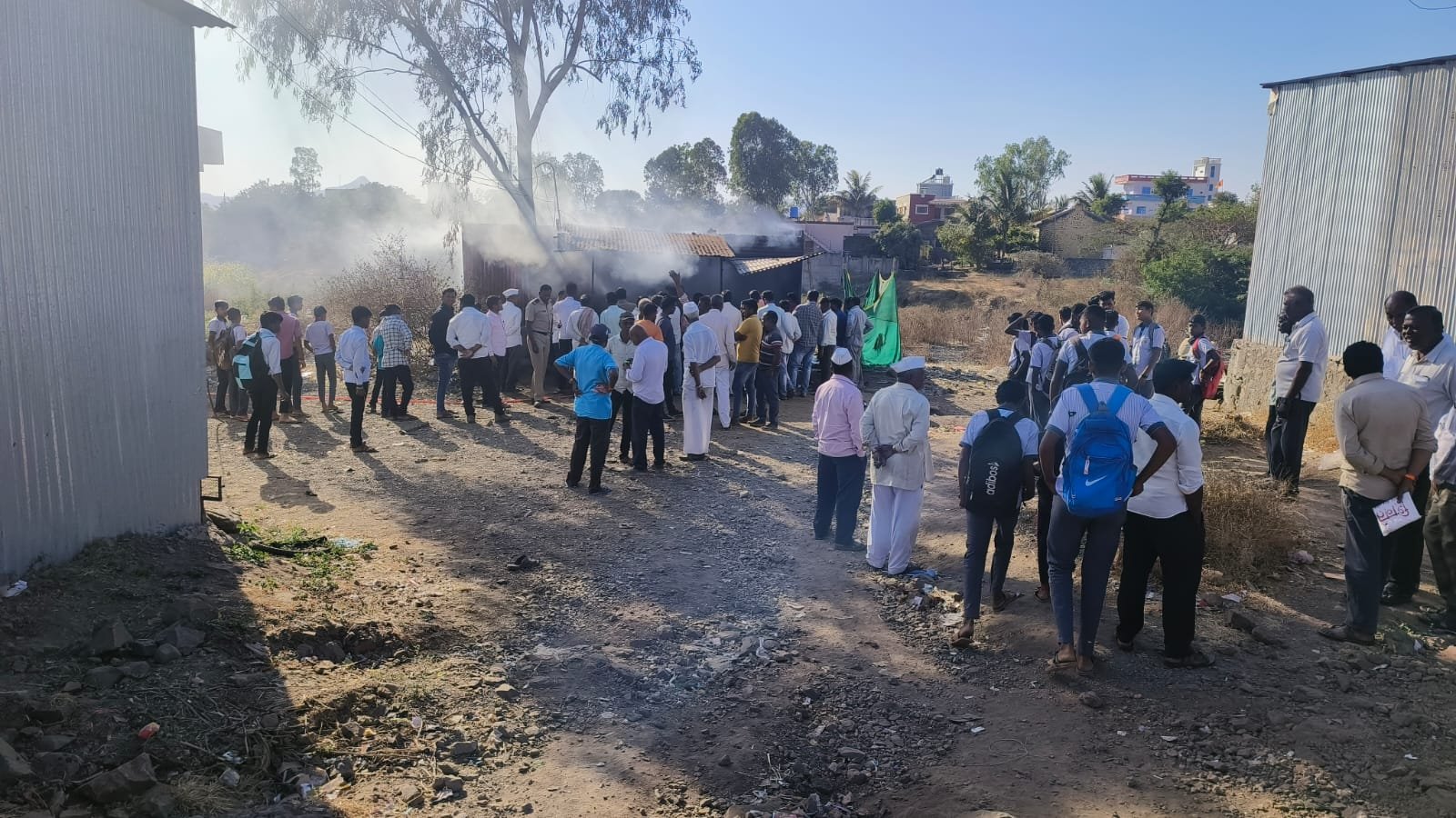 पार्ले स्मशानभूमी सुशोभिकरणासाठी ४ लाखांचा निधी