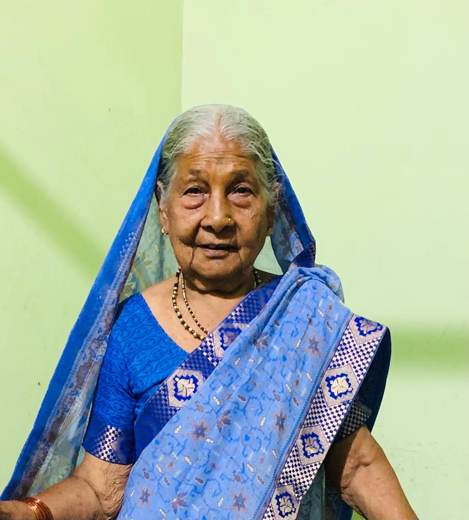 श्रीमती रतनबाई काकडे (मामी ) कालवश 