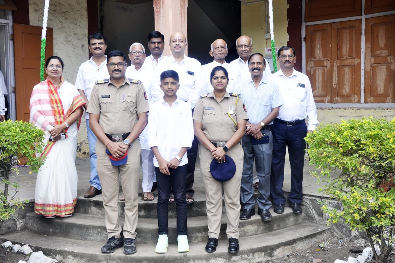 यशवंतराव चव्हाण हायस्कूल व ज्युनिअर कॉलेज फलटण मधील इयत्ता ७ वीतील विद्यार्थ्यांचे यश 