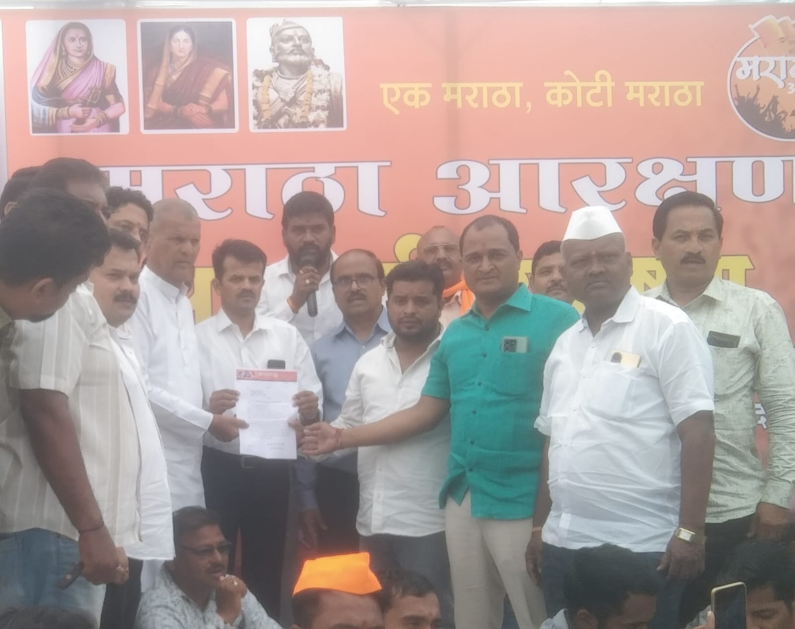 परळी भागातील रुग्णांना दर्जात्मक सोयीसुविधा द्या
