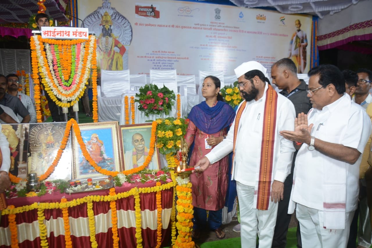 पंढरीची वारी व पालखी सोहळ्याच्या  माध्यमातून स्वच्छतेचा मूलमंत्र राज्यातील घराघरात पोहोचेल आषाढी वारीत स्वच्छतेचे उत्तम नियोजन - मुख्यमंत्री