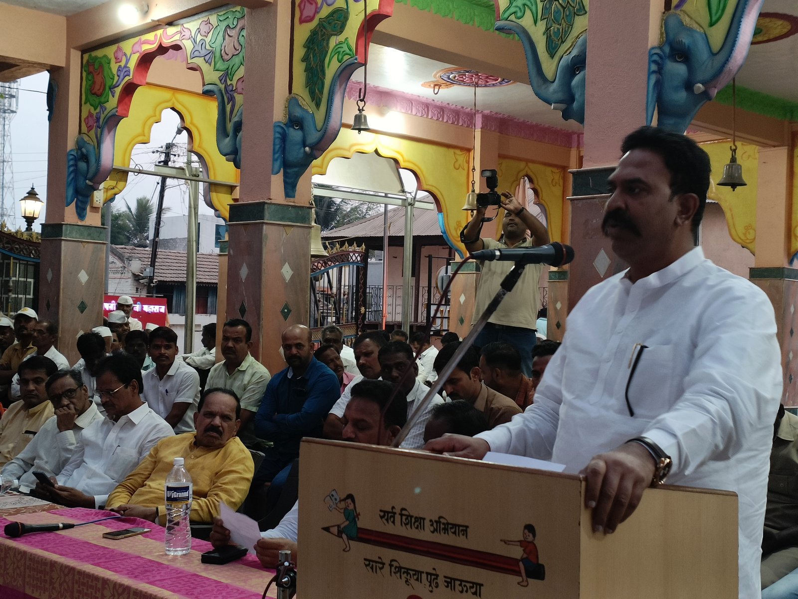 अर्ध्या टी.एम.सी.चा भगीरथ : खा रणजितसिंह यांचा पुन्हा टोला 