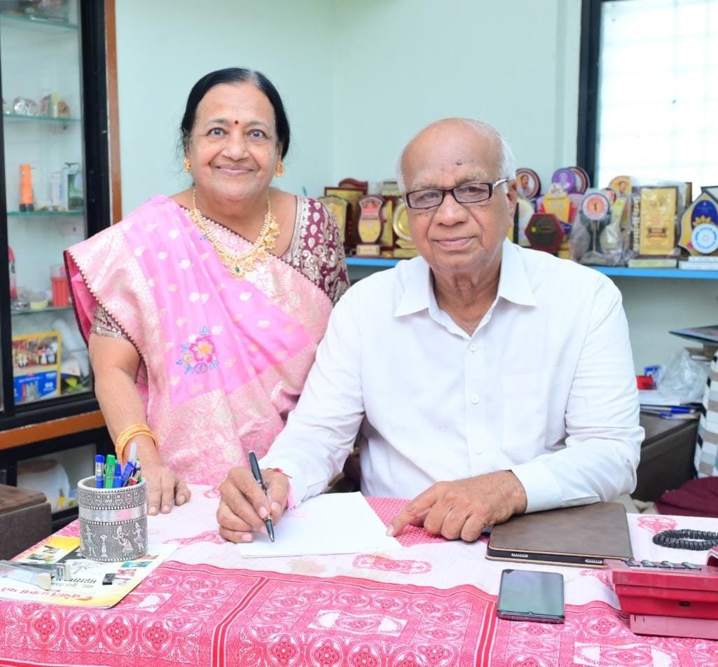 ज्येष्ठ पत्रकार अरविंद मेहता व सौ इंदुमती मेहता यांच्या अमृत महोत्सवानिमित्त नागरी सत्काराचे आयोजन 