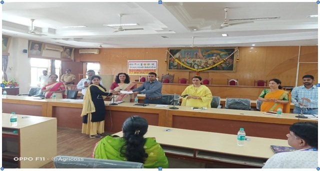 स्वयंसहाय्यता गटाच्या महिलांनी उद्योजक व्हावे  - मुख्य कार्यकारी अधिकारी विनय गौडा